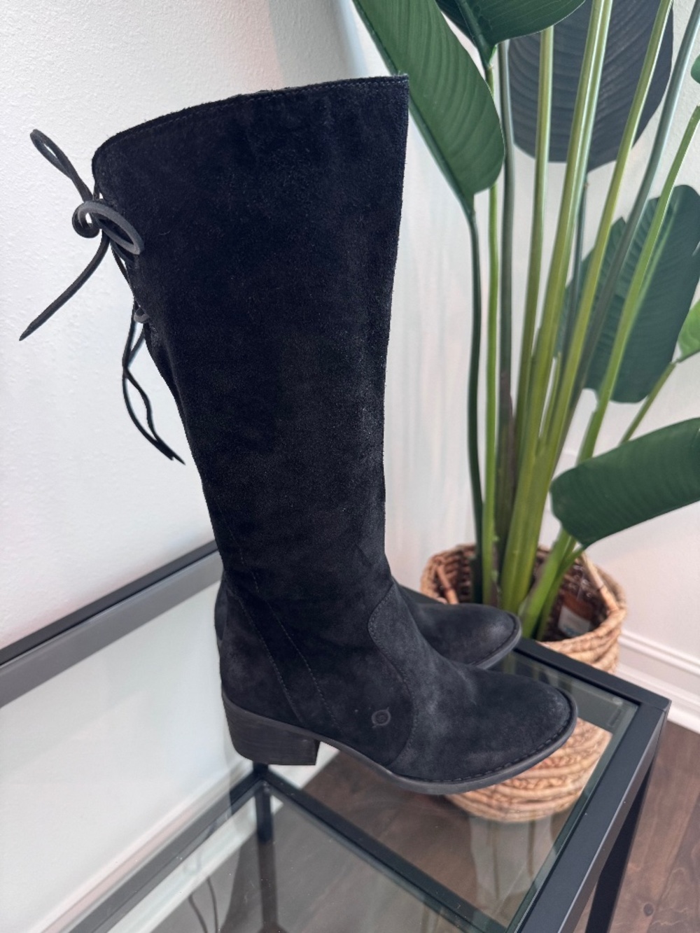 BORN Felicia Black Suede Knee High distressed/Lined Zip Riding Boots Size 8.5